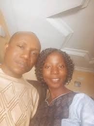 Another 'HARDWORKING' celebrity shows off her new achievement. Popular  Influencer, Raheem Abike aka Papaya Ex showsoff her new car and house!  Congratulations to the 'hardworking' lady👏 📸: @papaya_ex (Instagram)