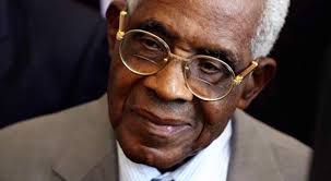 DIAMANT EÏA POUR CESAIRE /17 avril 2008-17 AVRIL 2018 A l'ESPACE  Muséographique Bernard David Dans le cadre de ses animations et à  l'initiative du Maire Gilbert EUSTACHE, la Ville du Diamant invite