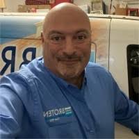 Ron Tremper's Instagram, Twitter & Facebook