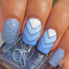 Light blue is perfect for the summer season, so you definitely won't be wrong when rocking these on the beach. 40 Blue Nail Art Ideas For Creative Juice