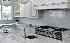 103 White Backsplash Ideas Absolutely Stunning White Tile Ideas Glass Subway Tile White Tile Kitchen Backsplash Gray Subway Tile Backsplash