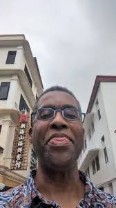 Michelle Handel's Instagram, Twitter & Facebook