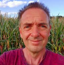 Dave Gahan photographed by Anton Corbijn 📸👑