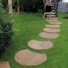 Idee giardino con colori lussureggianti. Come Posare I Passi Giapponesi In Giardino Community Lm