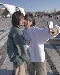 なえなの on instagram ゆなと踊ってみたの動画を撮りました 今日のyoutubeチェックしてね 2020年も沢山の方にyoutube見てもらいたいな ゆなありがとう 踊ってみた ハッピーウェディング前ソング やばいtシャツ屋さん ゆななの 美しいセレブ