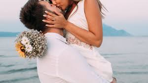 Shafis alone declare that age of 15 years should be taken as age of marriage. Why Getting Married In Your 30s Is The New Normal