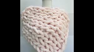 Arm knitting is the quickest way to knit chunky style scarves, blankets, etc. Poncho Video Tutorial For Arm Knitting Finger Knitting Arm Knitting Tutorial Arm Knitting