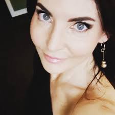 Karyn Macdonald's Instagram, Twitter & Facebook