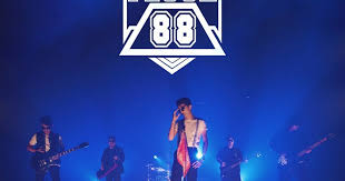 Achoi floor 88 & zai hamzah. Lirik Lagu Floor 88 Hutang Rafzantomomi