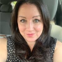 Andrea Welch's Instagram, Twitter & Facebook