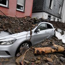 Das unwetter hat unser land hart getroffen. Nrw Uberschwemmungen Fordern Todesopfer Orte Evakuiert