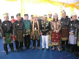 Kelompok musik cempuling ini merupakan kelompok musik yang memainkan musik jawa yang dibawakan oleh keturunan jawa yang berwarga negara malaysia. Migran Indonesia Di Malaysia Mempunyai Identitas Jawa Melayu Konfrontasi