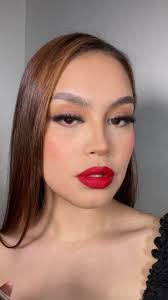 Soft Glam Makeup Tutorial with Red Lips by Edna Saenz