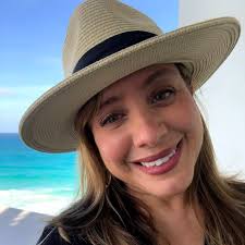 Kari Dillon Email & Phone Number