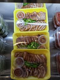 Seller assumes all responsibility for this listing. I Bought This At The Korean Market Today It S Pork Comes With A Sauce And Tiny Bit Of Kimchee No Label Though What Is It I Think Maybe Pig S Feet Please Help