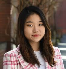 Ellen Choi's Instagram, Twitter & Facebook