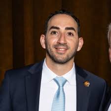 Just got back from an awesome 3 days in Nashville for the Chase Bank  National Achievers Conference! Feeling super grateful for the experience  and the recognition. Big thanks to JPMorgan Chase, my… |