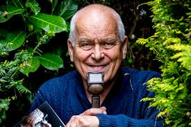 Jun 05, 2021 · evert ten napel blikt in een biografie terug op zijn loopbaan als sportcommentator. Umoslmzldx1sxm