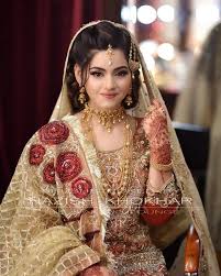 Best Bridal Jewelry Set Ideas 2020 Pakistani Pret Wear In 2020 Bridal Dresses Pakistan Pakistani Bridal Makeup Bridal Dress Fashion