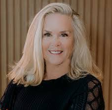 Stacy Givens's Instagram, Twitter & Facebook