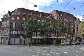 Dementsprechend sind hier auch die meisten mietewohnungen zu finden. Schone 3 Zimmer Wohnung Mit Balkon In Dusseldorf Bilk Peter Busch Immobilien