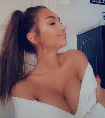 Toutes les photos de Maissane Aghioul nue - Whassup