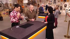 So viel zahlt das zdf für seine beliebtesten shows so viel zahlt das zdf für seine beliebtesten shows 20.11.2019, 18:15 | von redaktion quotenmeter Lieblingsstucke Bares Fur Rares Lieblingsstucke Vom 9 Dezember 2018 Baresfurrares