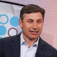 SoFi CEO says fintech bank is bringing back crypto investing