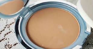 Anda bisa menggunakan bedak untuk kulit berminyak terbaik setelah penggunaan alas bedak atau tanpa alas bedak. Harga Bedak Padat Wardah Untuk Kulit Berminyak Berjerawat Tahan Lama Cara Makeup Harga Kosmetik