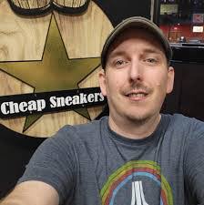 Jeremy Garris's Instagram, Twitter & Facebook