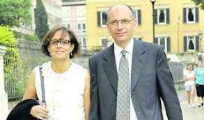 Da sempre considerato un enfant prodige, enrico letta è una figura con un solidissimo curriculum professionale e accademico alle spalle. Il Corrieremanda A Scuolala Mogliedel Premier Libero Quotidiano