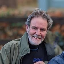 Team fundraising in memory of Andrew is fundraising for Macmillan Cancer  Support