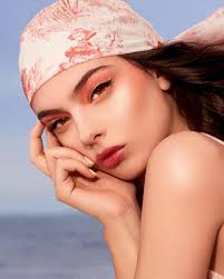 Light & Sheer for a Chill Makeup Party｜EVA SKY SHOP