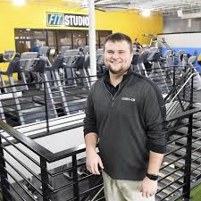 The vfit studio is fitness revolutionized! The Right Fit Fitness For 10 Expands Space Offerings Business Mankatofreepress Com
