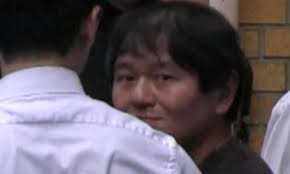 Artikel ini berfokus pada konsep menguntit. Polisi Tokyo Menangkap Pria 42 Tahun Dengan Dugaan Menguntit Member Akb48 Iwata Karen Gwigwi