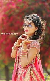 Beautiful Indian Brides Trending Images Hd 2019 Wedlockind Indian Wedding Photography Couples Indian Bride Photography Poses Indian Wedding Photography Poses