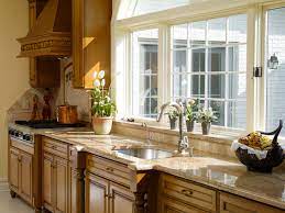 Diligently running your bathroom fan might not be enough to protect window treatments from humidity and condensation. Kitchen Alteration With Large Window Over Sink Klassisch Kuche New York Von Creative Design Construction Inc