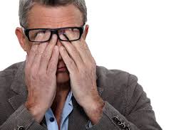 Was Tun Wenn Das Auge Juckt Und Brennt Heilpraxis