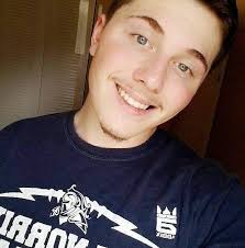 Determined young cyclist relied