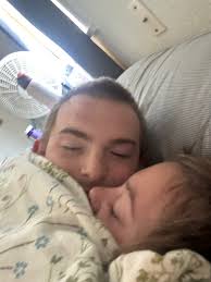 han 🌷 (@hannahodube)