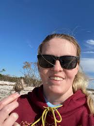 What are the names of the shells and orange animal?