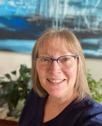 Dr. Elliott was presented with an Award of Excellence this past weekend at  our annual conference for her leadership style and collaborative approach  as Chair of the RE-Boot Family Practice Network, while