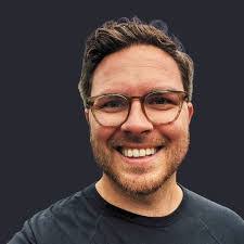 Nicolas Contag's Instagram, Twitter & Facebook