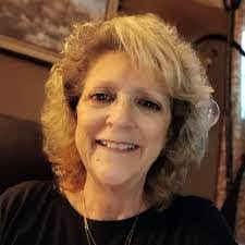 Debra Quesada's Instagram, Twitter & Facebook