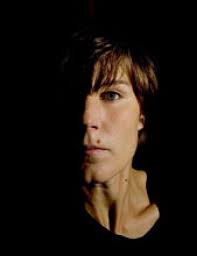 Domare: Sara Mac Key