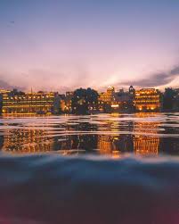 Travel Leisure India On Instagram Tnlwomenonthego Rukhsar Khan07 Shares This Great Perspective Of The Udaipur Lake And In 2020 Travel And Leisure Udaipur Travel