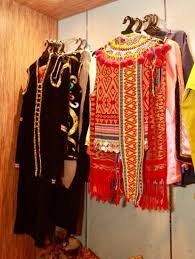 Kebaya dibuat daripada kain atau benang menggunakan seni sulaman tangan yang halus dan terperinci. Peluang Melaram Baju Tradisional Di Rumah Budaya Culture House Menara Kl I Suke Mstar