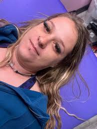 Can you edit my sister's photo?