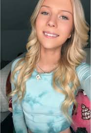 touched up my fake blonde😊😊😊