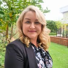 Rennie Sullivan's Instagram, Twitter & Facebook